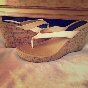 Beston Flip Flop Wedges